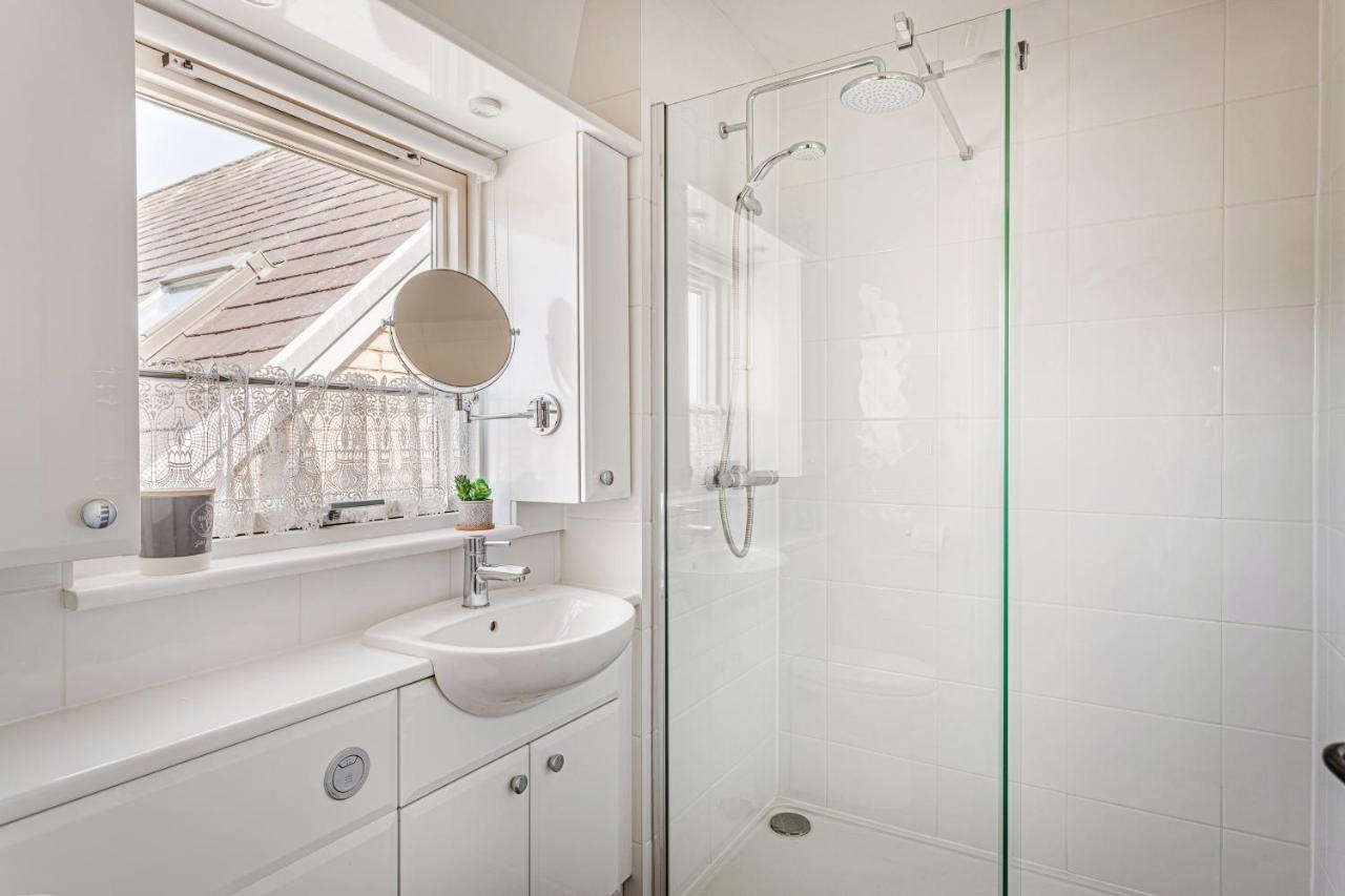 2 Bedroom City Centre Townhouse - With Parking Cambridge  Exterior photo